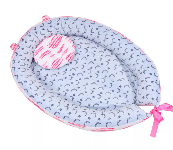 Cotton Nursing Newborn Lounger