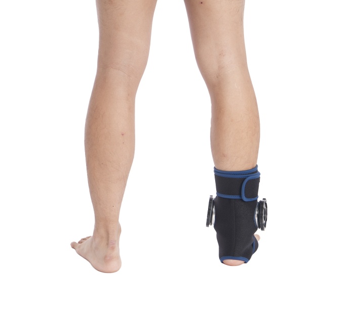 Ankle Brace for Hot or Cold Therapy